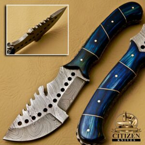 DAMASCUS STEEL TRACKER KNIVES